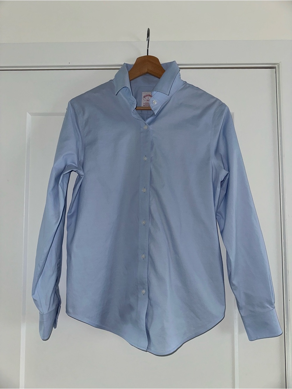 Brooks Brothers Non-Iron Stretch Light Blue Classic Fit Button Down Shirt Size 6